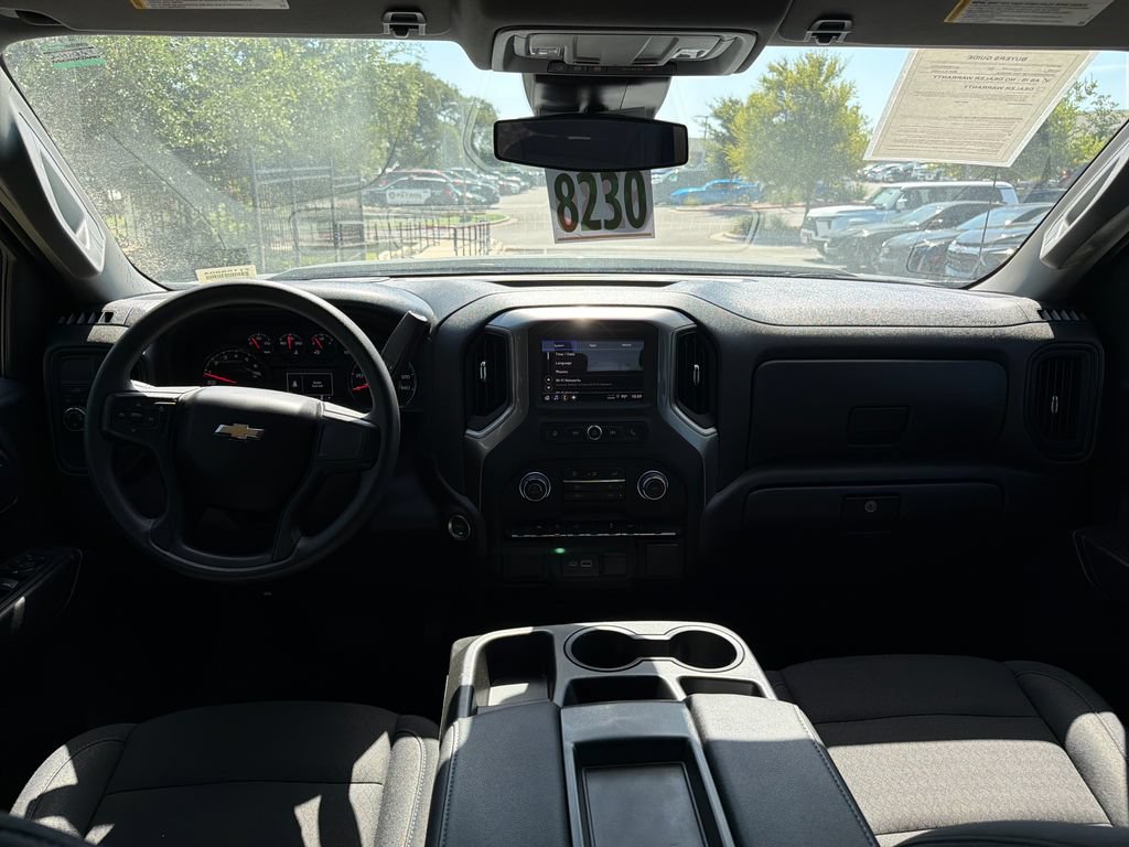 Used 2025 Chevrolet Silverado 1500 Custom w/ Turbomax Blackout Package RWD image 33