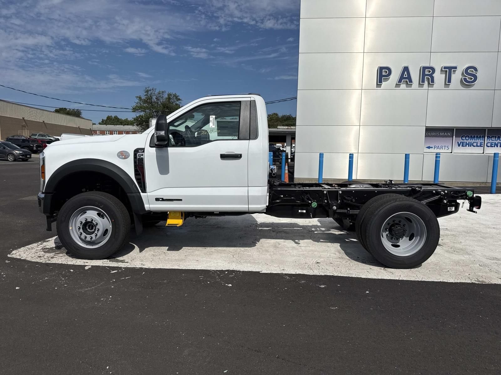 New 2026 Ford F600 4x4 Regular Cab Super Duty w/ XLT Value Package image 6
