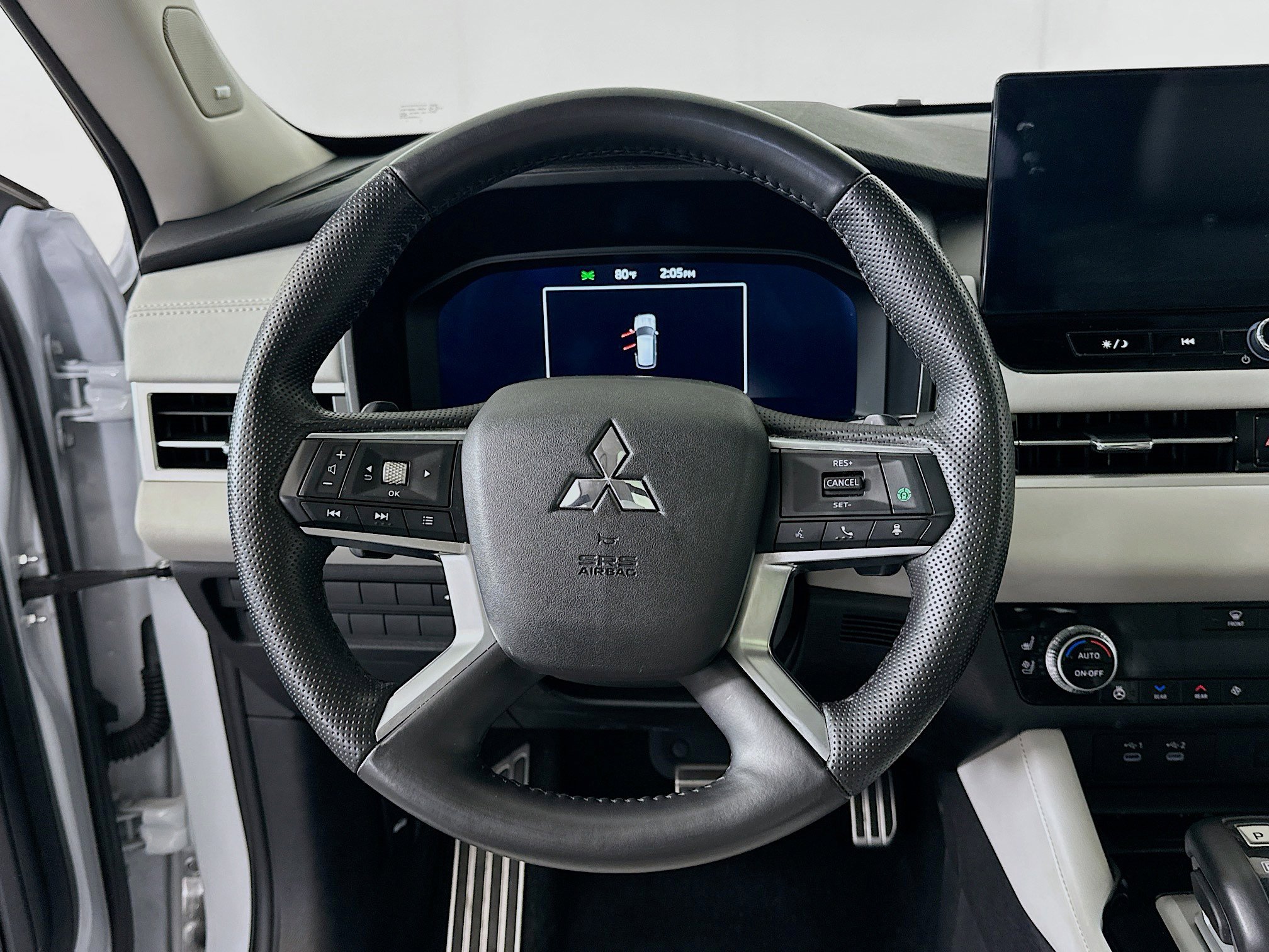 Used 2025 Mitsubishi Outlander SEL FWD image 18