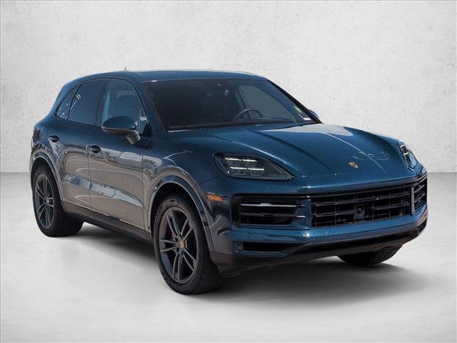 Used 2024 Porsche Cayenne S AWD/4WD video 3