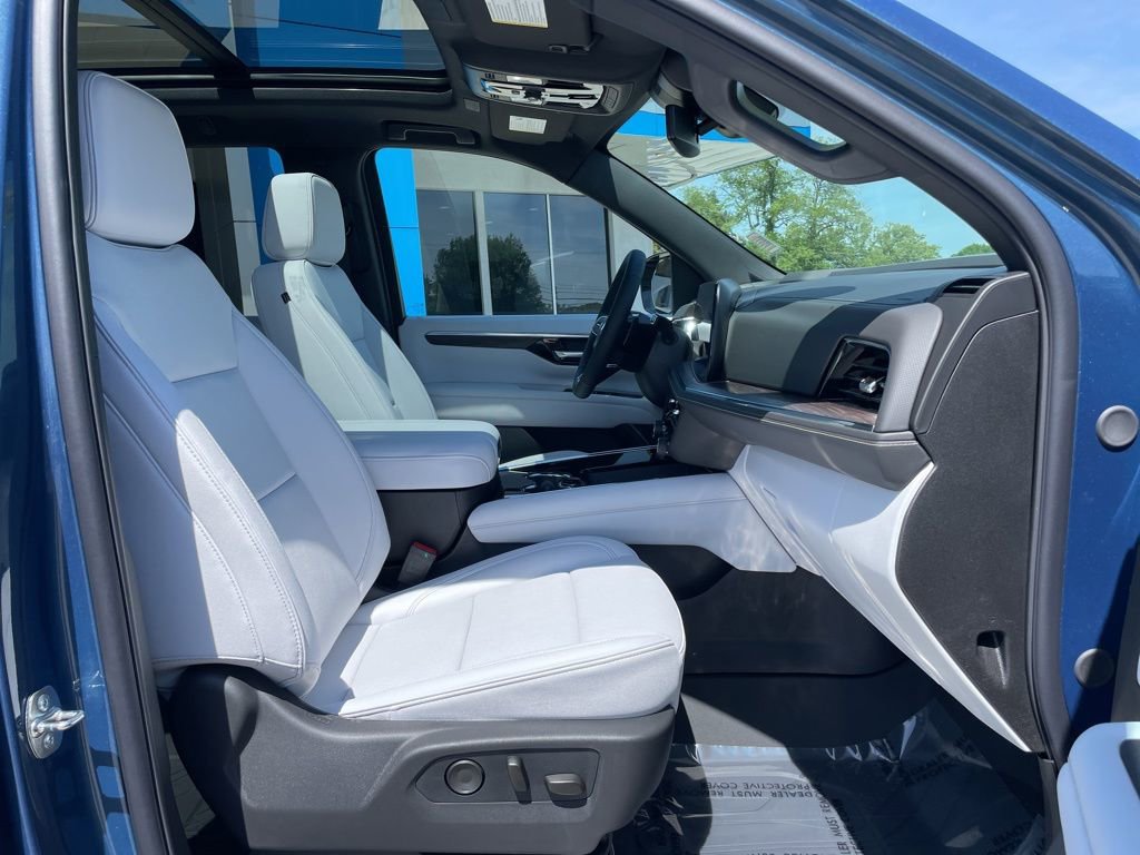 New 2026 Chevrolet Tahoe Premier w/ Sun And Tow Package AWD/4WD image 27