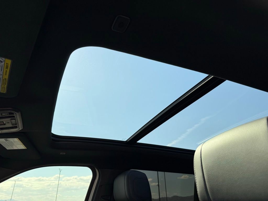 Used 2025 Toyota Tundra Limited image 13