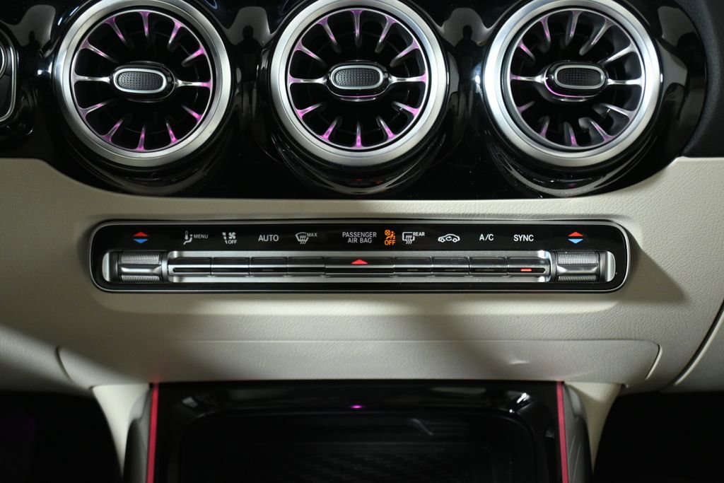 Used 2026 Mercedes-Benz GLA 250 4MATIC image 22