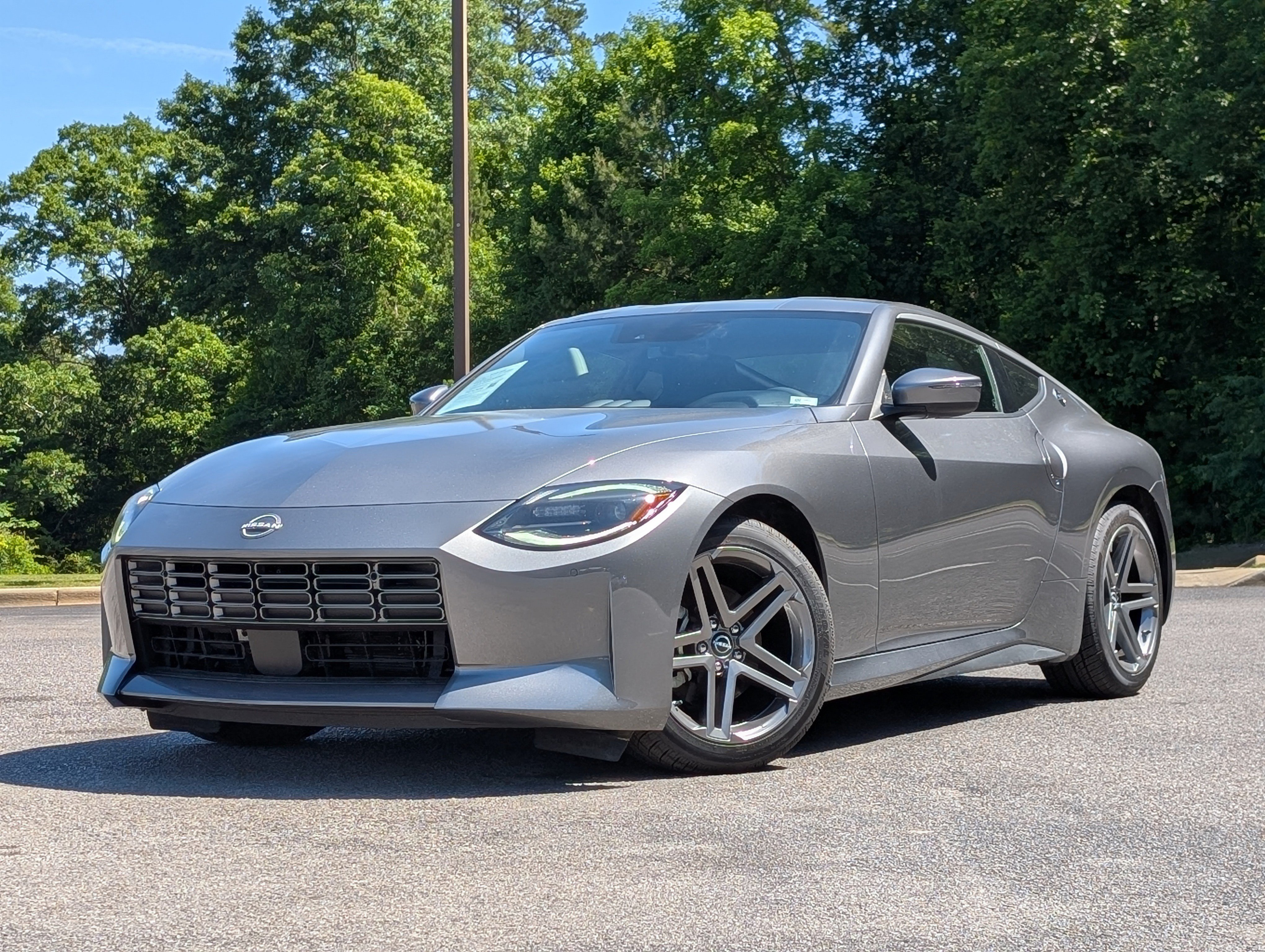 Used 2024 Nissan Z Performance w/ Floor Mat Package RWD image 4