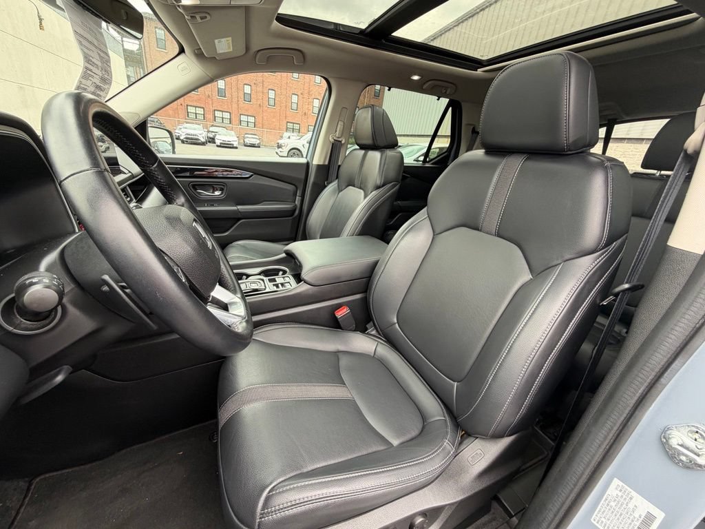 Certified 2023 Honda Pilot Touring image 13