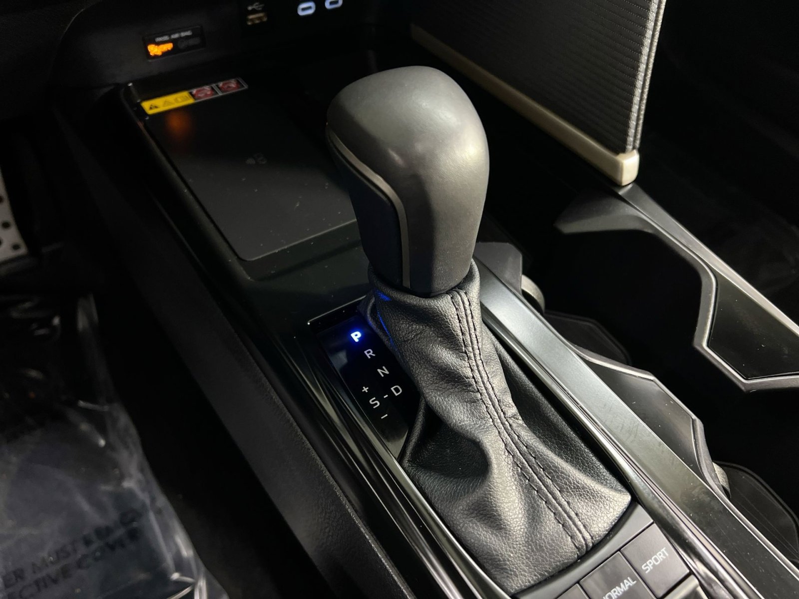 Used 2025 Toyota Camry SE image 26