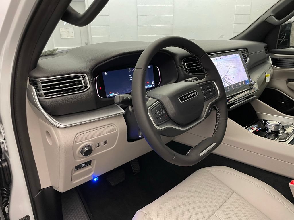 New 2026 Jeep Grand Wagoneer L 2WD image 16