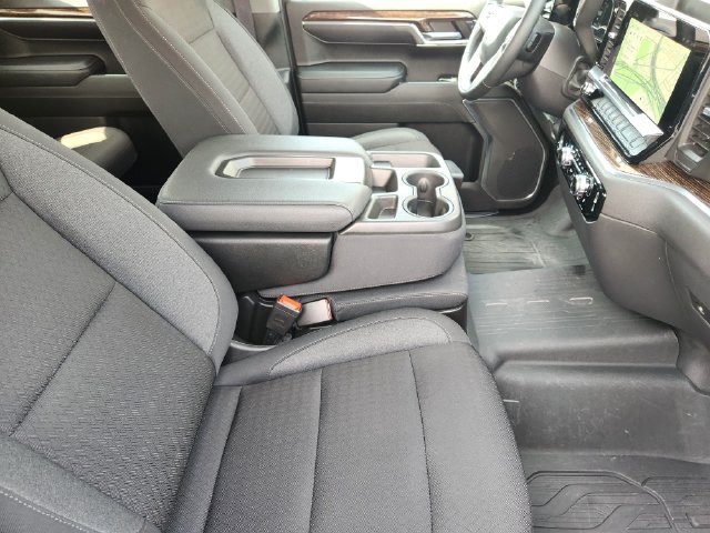 Used 2023 GMC Sierra 1500 Elevation w/ LPO, Elevation Black Package AWD/4WD image 14
