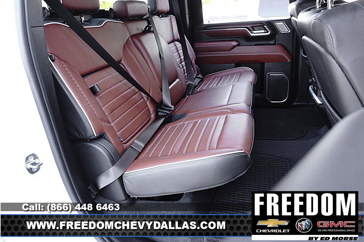 Used 2024 GMC Sierra 2500 Denali Ultimate w/ Max Trailering Package AWD/4WD image 11