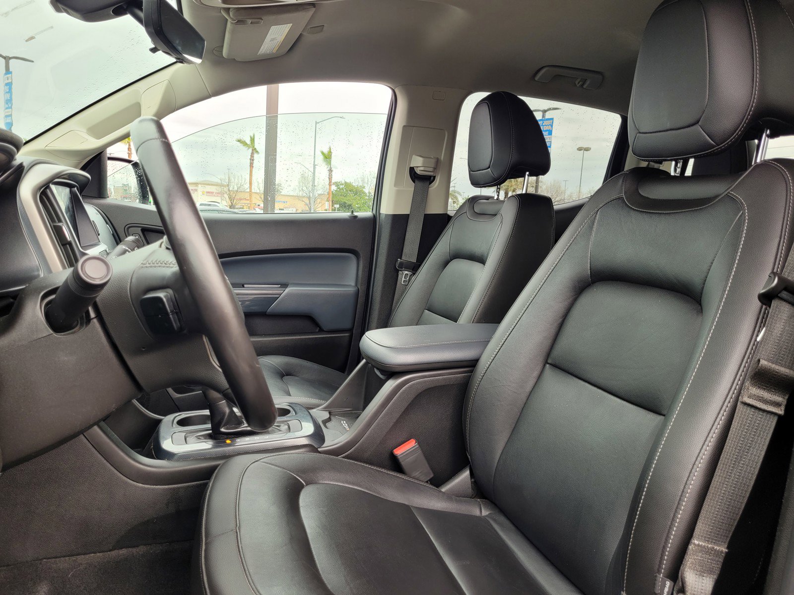 Used 2019 Chevrolet Colorado Z71 w/ Z71 Midnight Edition image 10