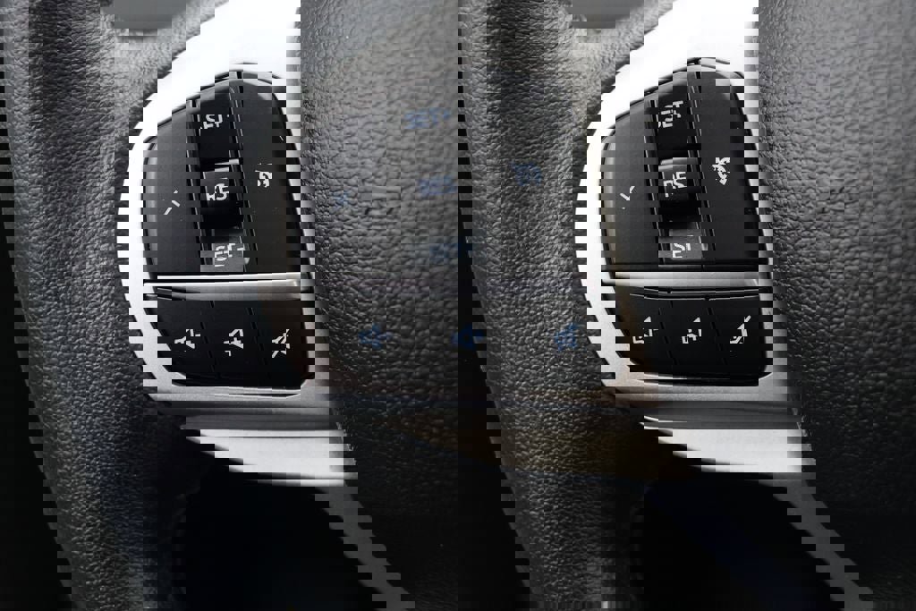 Used 2023 Ford Explorer XLT w/ Equipment Group 202A image 20