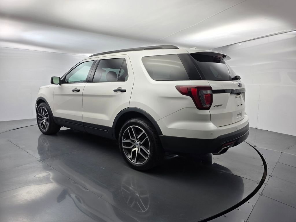 Used 2017 Ford Explorer Sport w/ Equipment Group 401A image 6