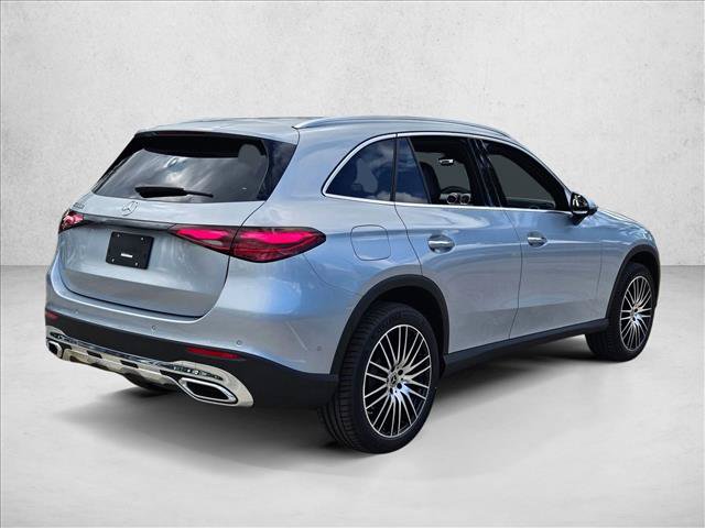 Certified 2026 Mercedes-Benz GLC 300 image 2