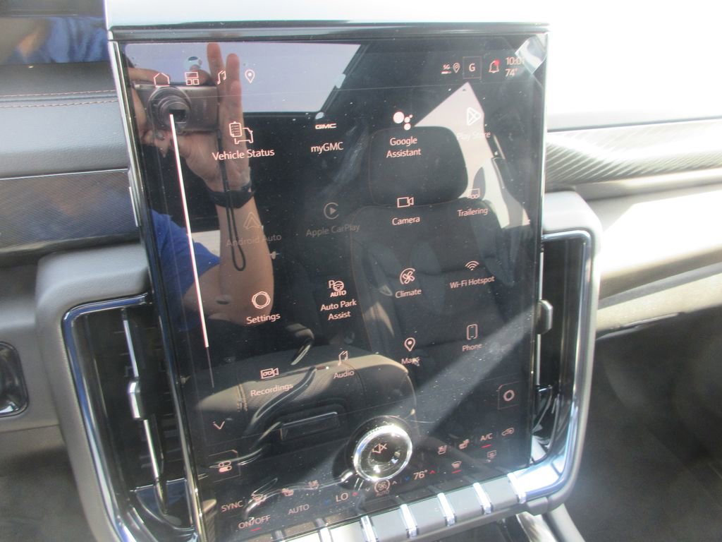 New 2026 GMC Yukon AT4 image 19