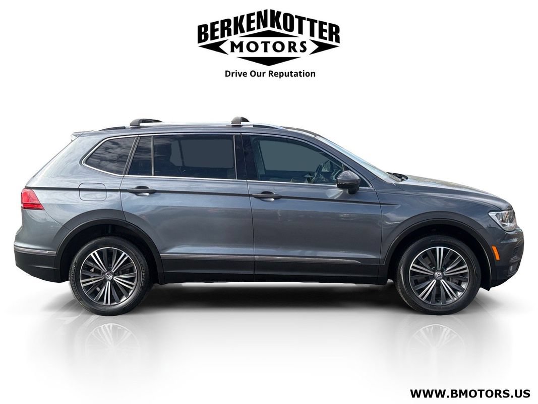 Used 2019 Volkswagen Tiguan SEL AWD/4WD image 2
