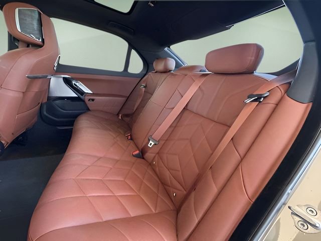 Used 2023 BMW 740i 740i w/ Executive Package image 29