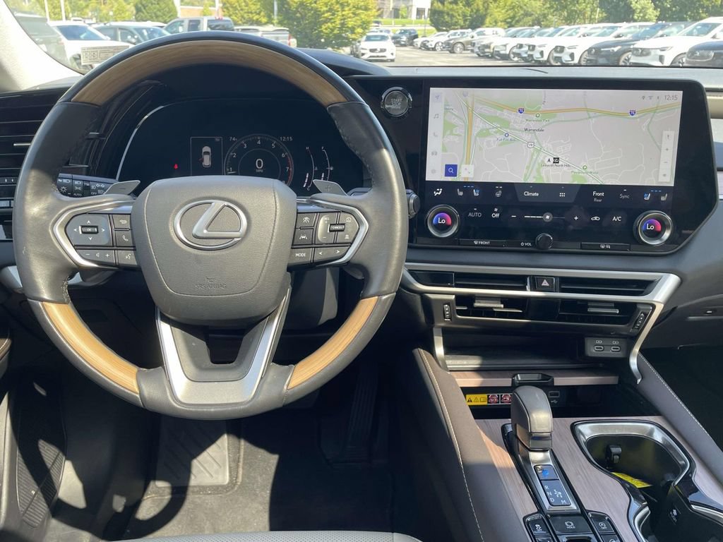 Used 2024 Lexus RX 350 Premium w/ Accessory Package (Z1) AWD/4WD image 18