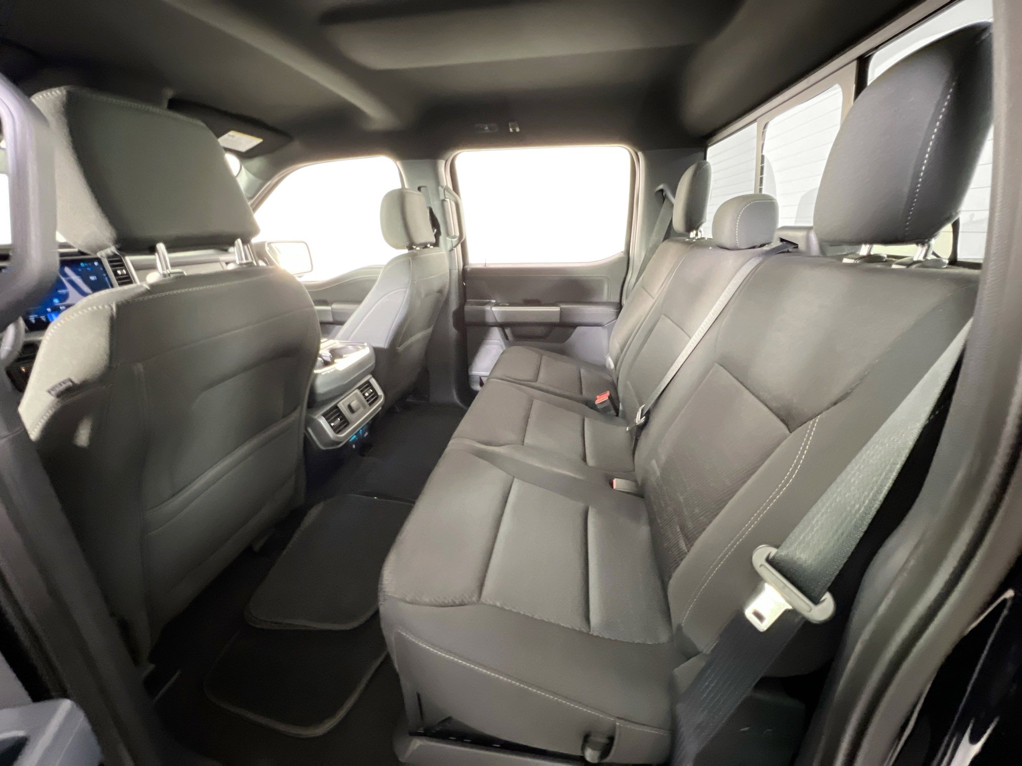 Used 2025 Ford F150 XLT w/ Equipment Group 302A MID image 24