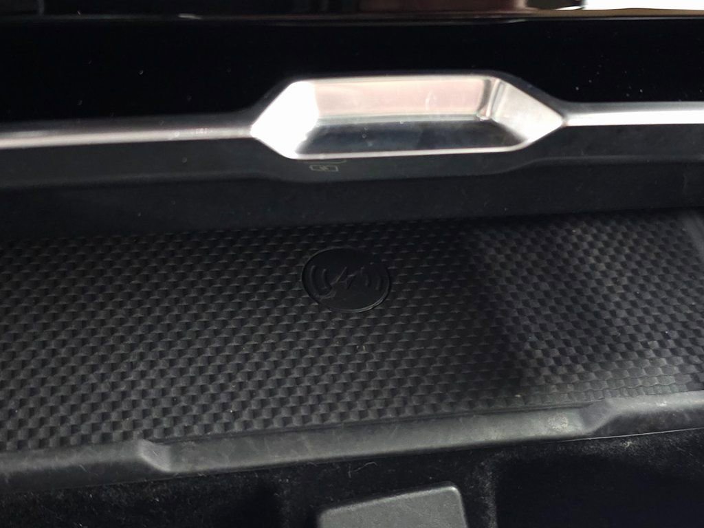 Used 2023 Land Rover Range Rover SE image 38