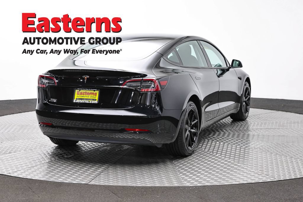 Used 2023 Tesla Model 3 Standard Range RWD image 5