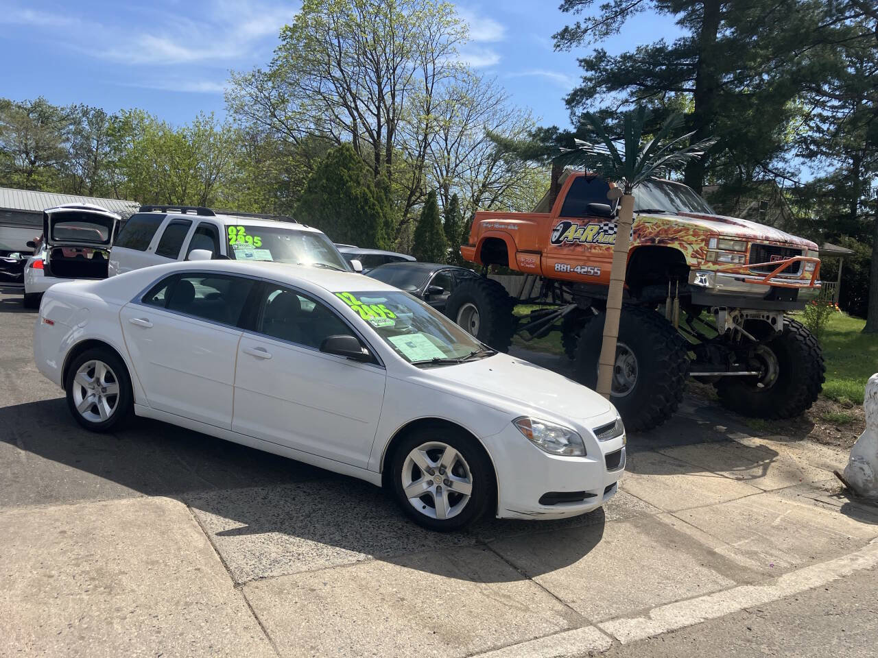 Used 2012 Chevrolet Malibu LS w/ LS Uplevel Package image 2
