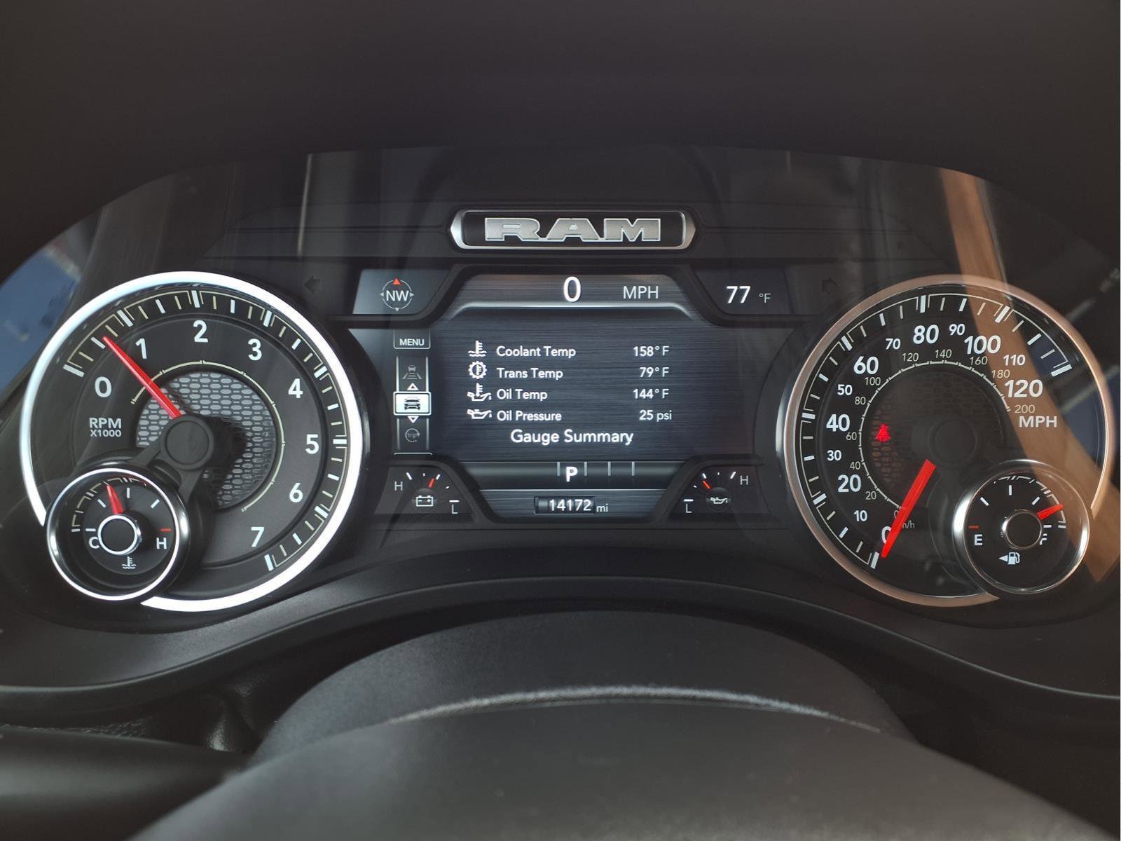 Used 2025 RAM 1500 Laramie AWD/4WD image 16
