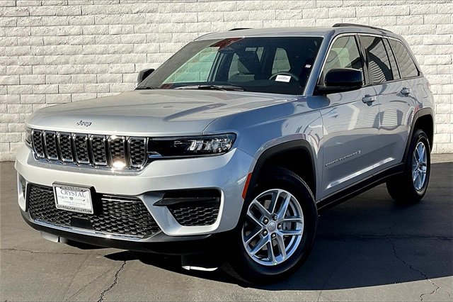 New 2025 Jeep Grand Cherokee Laredo X w/ Luxury Tech Group I