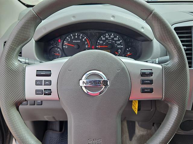 Used 2018 Nissan Frontier SV RWD image 15
