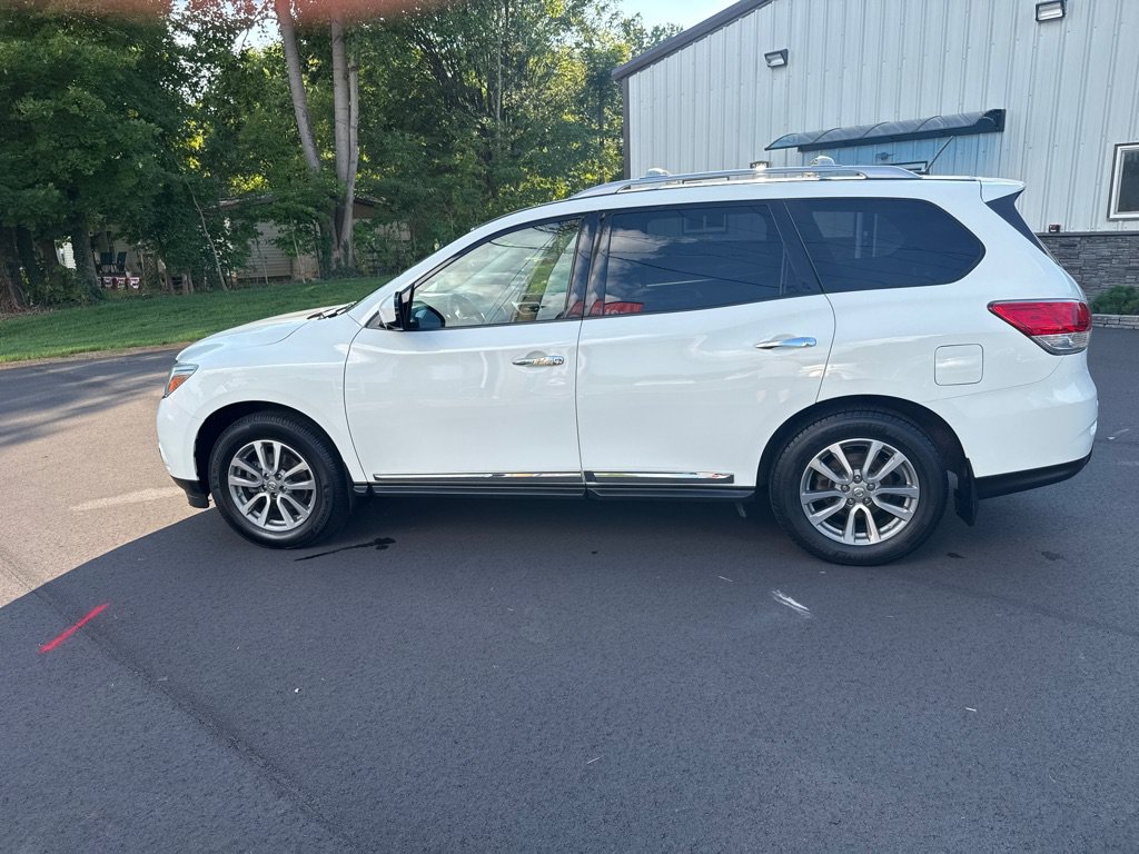 Used 2016 Nissan Pathfinder SL w/ SL Premium Package AWD/4WD image 6