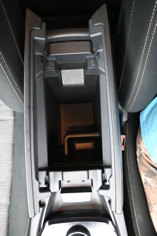 Used 2023 Nissan Rogue SV image 20