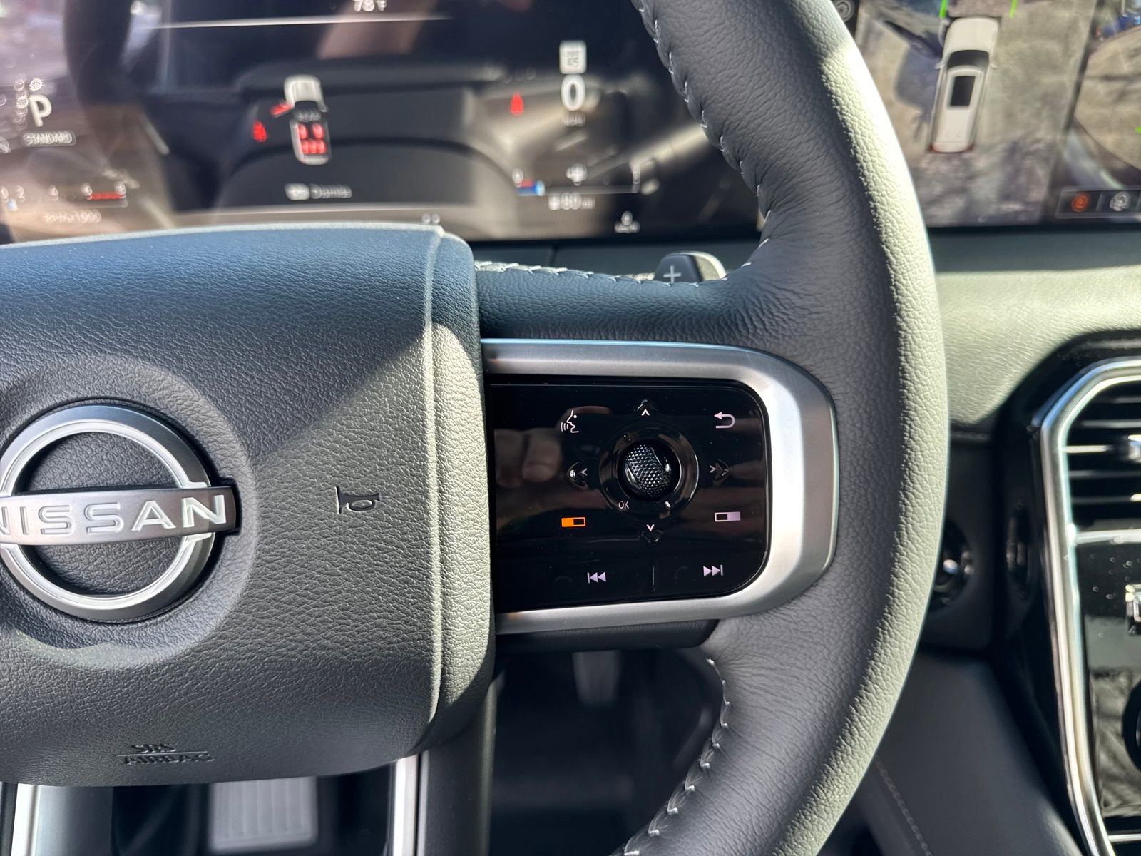 New 2026 Nissan Armada Platinum image 18