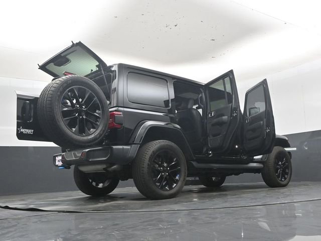 Used 2022 Jeep Wrangler Unlimited Sahara w/ Cold Weather Group image 51