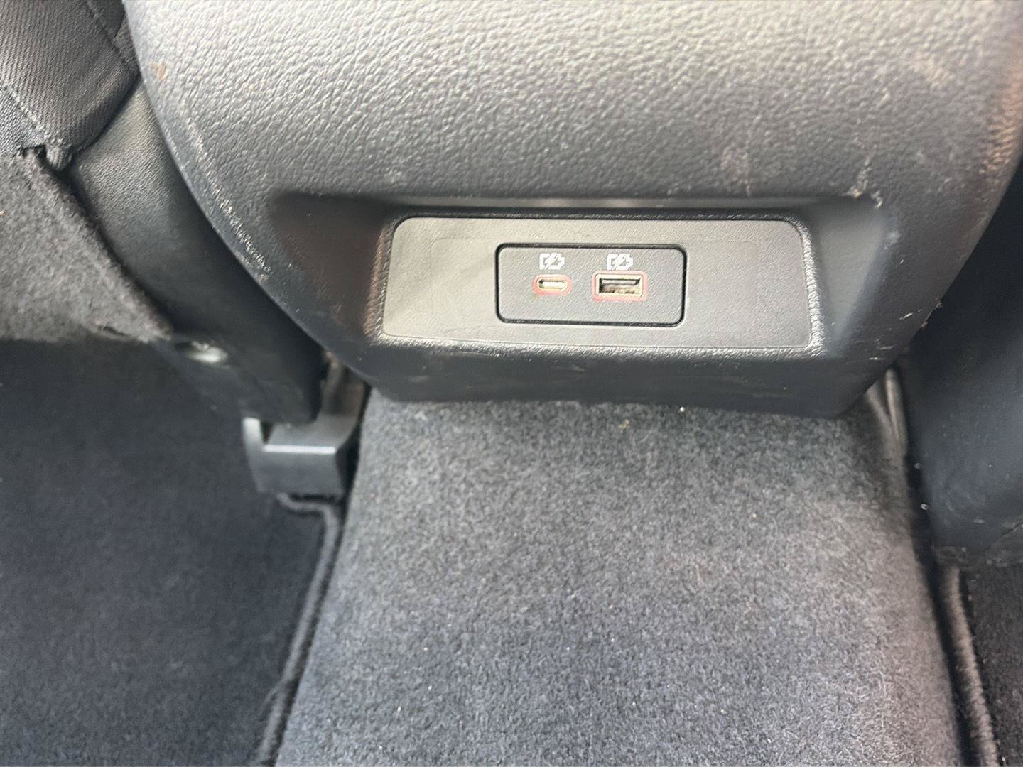 Used 2024 Nissan Altima 2.5 SV FWD image 24