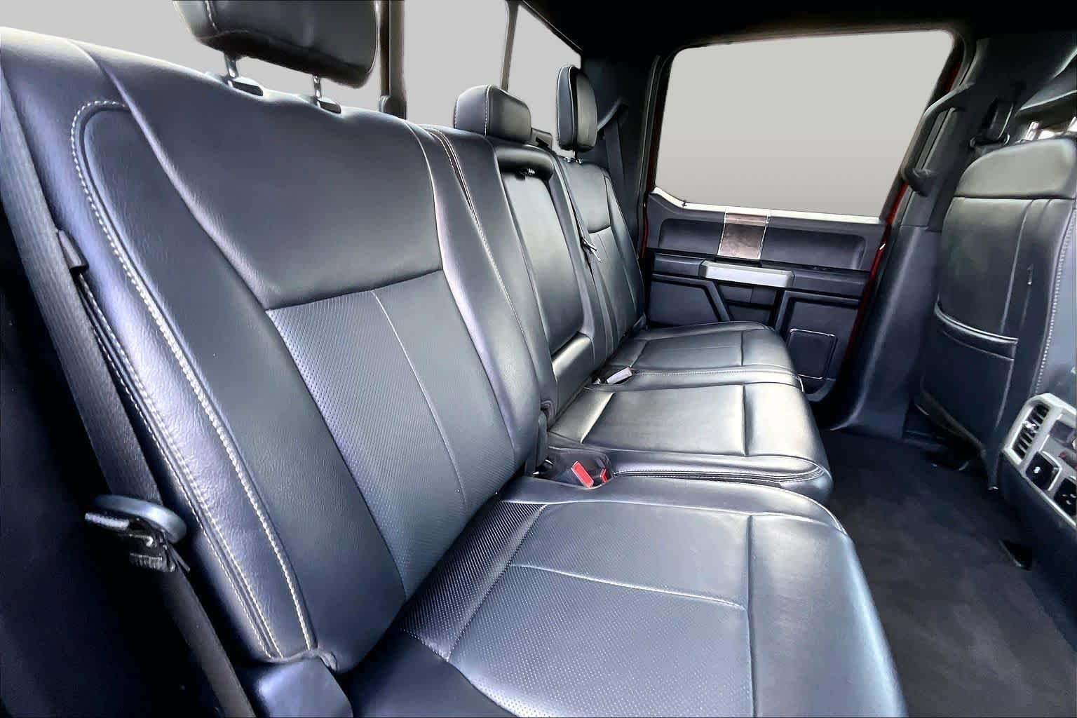 Used 2022 Ford F350 Lariat w/ Lariat Ultimate Package AWD/4WD image 21