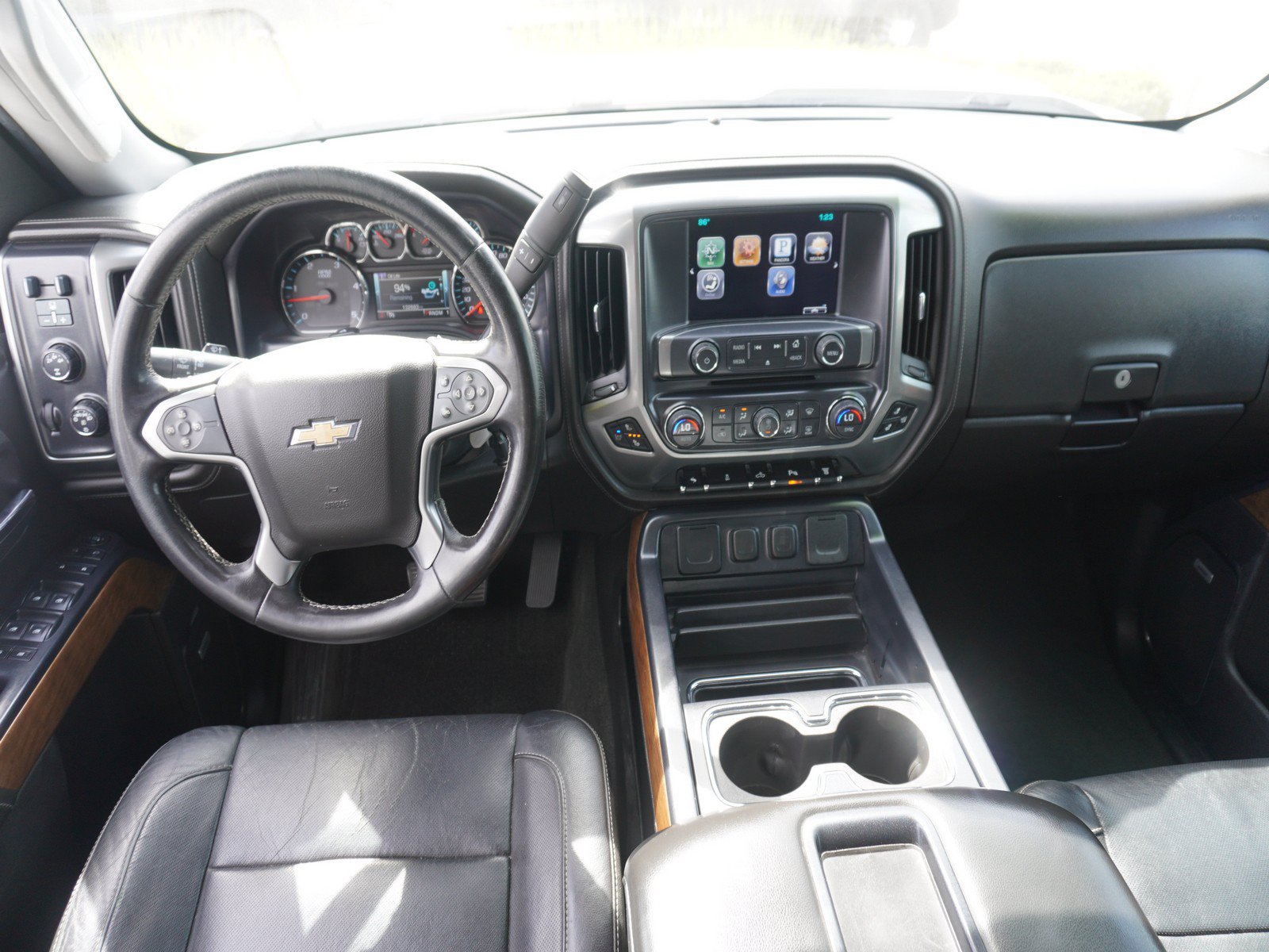 Used 2015 Chevrolet Silverado 2500 LTZ w/ Duramax Plus Package AWD/4WD image 2