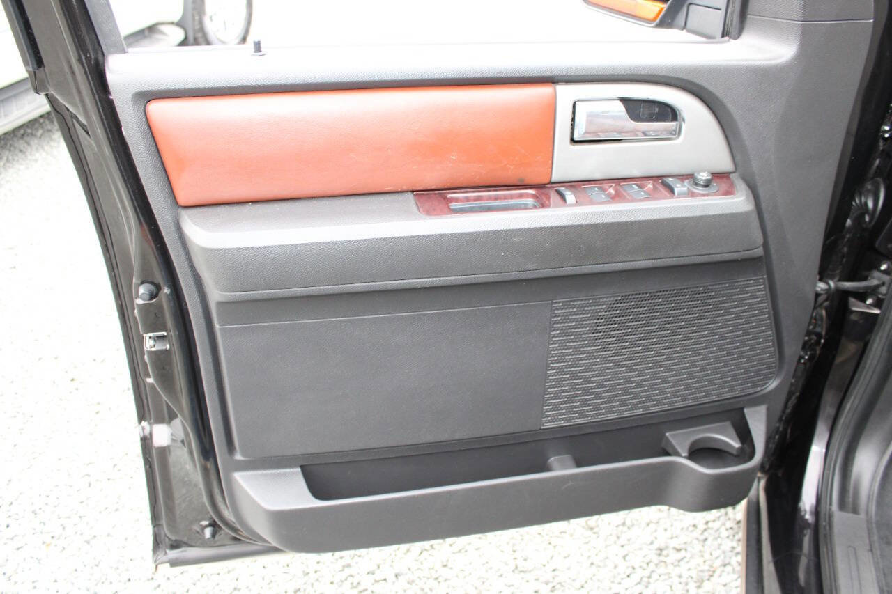 Used 2013 Ford Expedition EL King Ranch image 23
