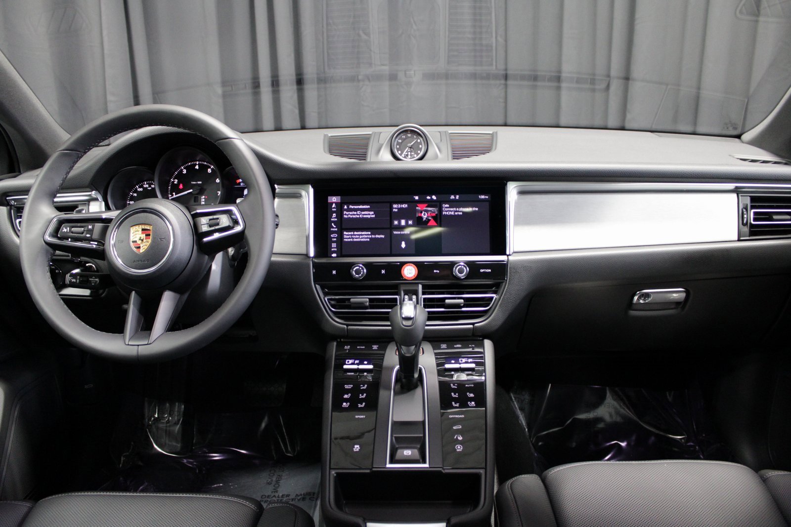 New 2026 Porsche Macan image 23