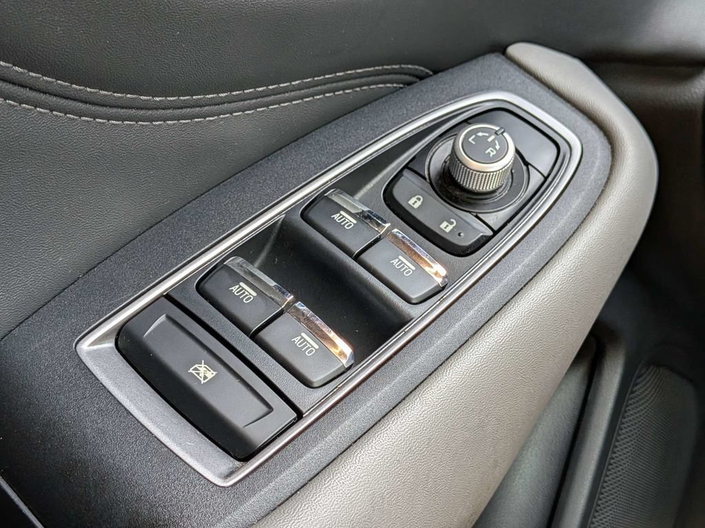 Used 2023 Subaru Outback Limited AWD/4WD image 29