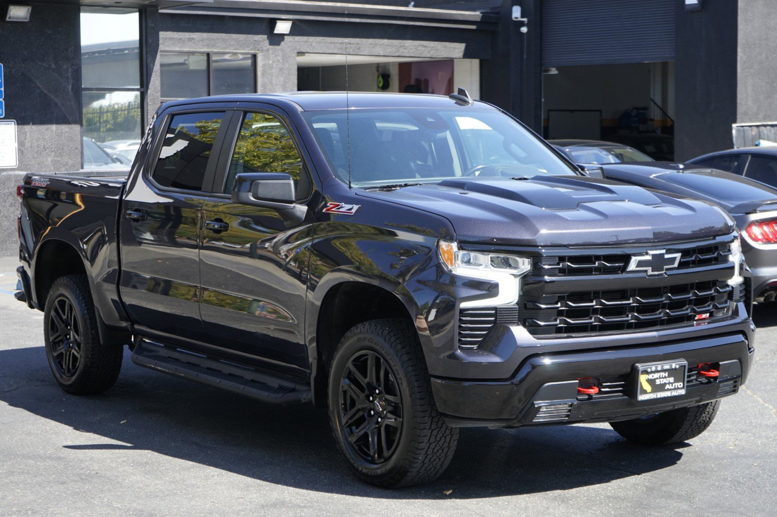 Used 2022 Chevrolet Silverado 1500 LT Trail Boss w/ Protection Package image 6