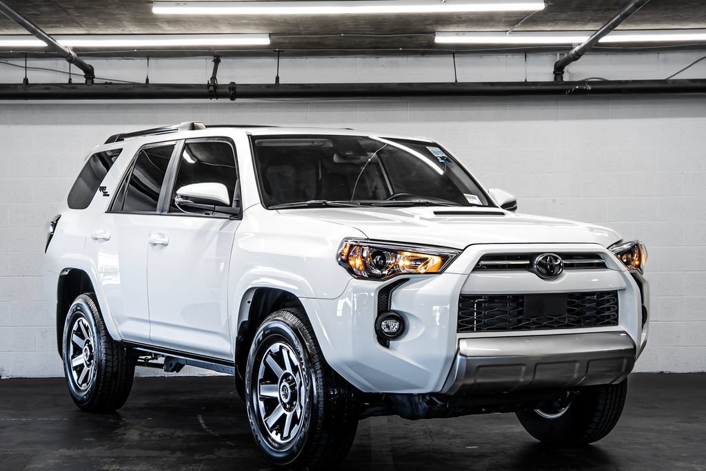 Used 2024 Toyota 4Runner TRD Off-Road Premium w/ Moonroof Package AWD/4WD image 7