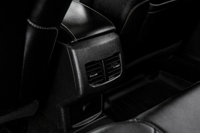 Used 2020 Ford Fusion SEL FWD image 37