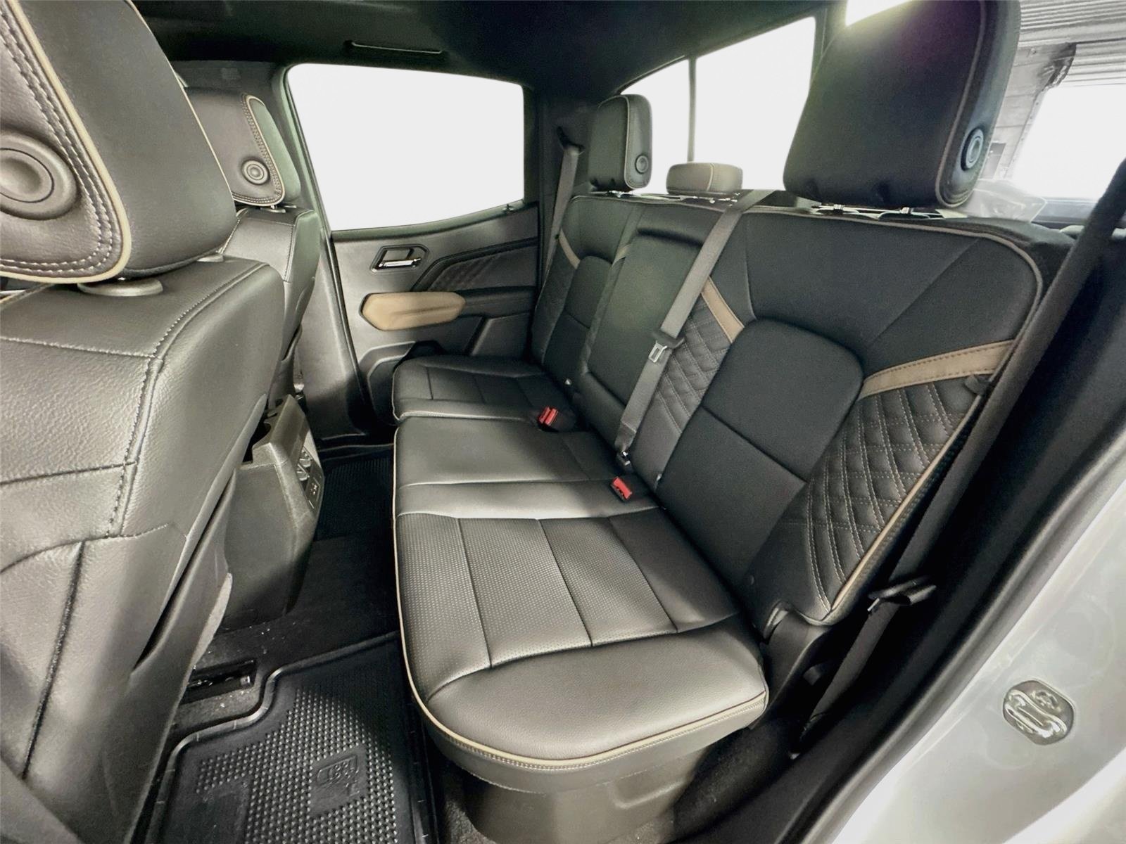 New 2026 GMC Canyon Denali AWD/4WD image 23
