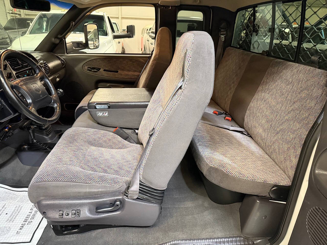 Used 2001 Dodge Ram 3500 Truck 4x4 Quad Cab image 6