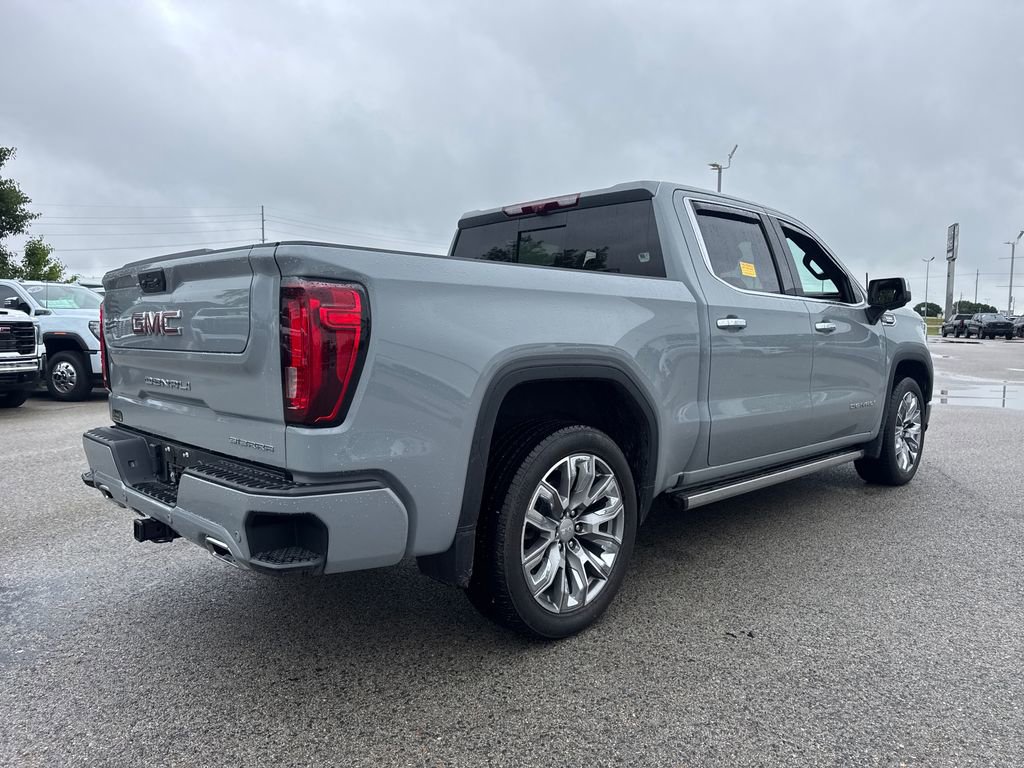 Used 2024 GMC Sierra 1500 Denali AWD/4WD image 6