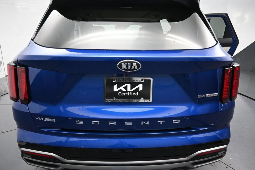 Certified 2021 Kia Sorento EX w/ Panoramic Sunroof Package FWD image 9