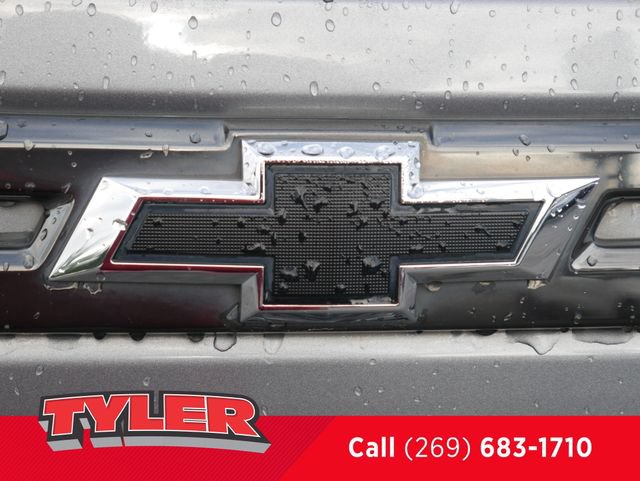Used 2021 Chevrolet Suburban Z71 AWD/4WD image 17