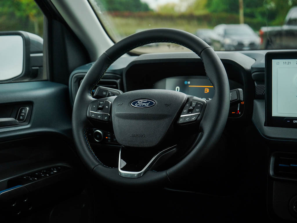 New 2026 Ford Maverick Lobo AWD/4WD image 13