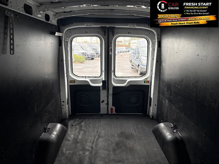 Used 2019 Ford Transit 250 T-250 MED ROOF 148 image 43
