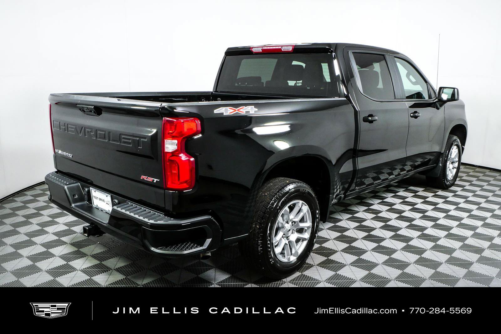 Used 2026 Chevrolet Silverado 1500 RST AWD/4WD image 3