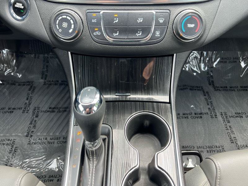 Used 2018 Chevrolet Impala LS FWD image 16